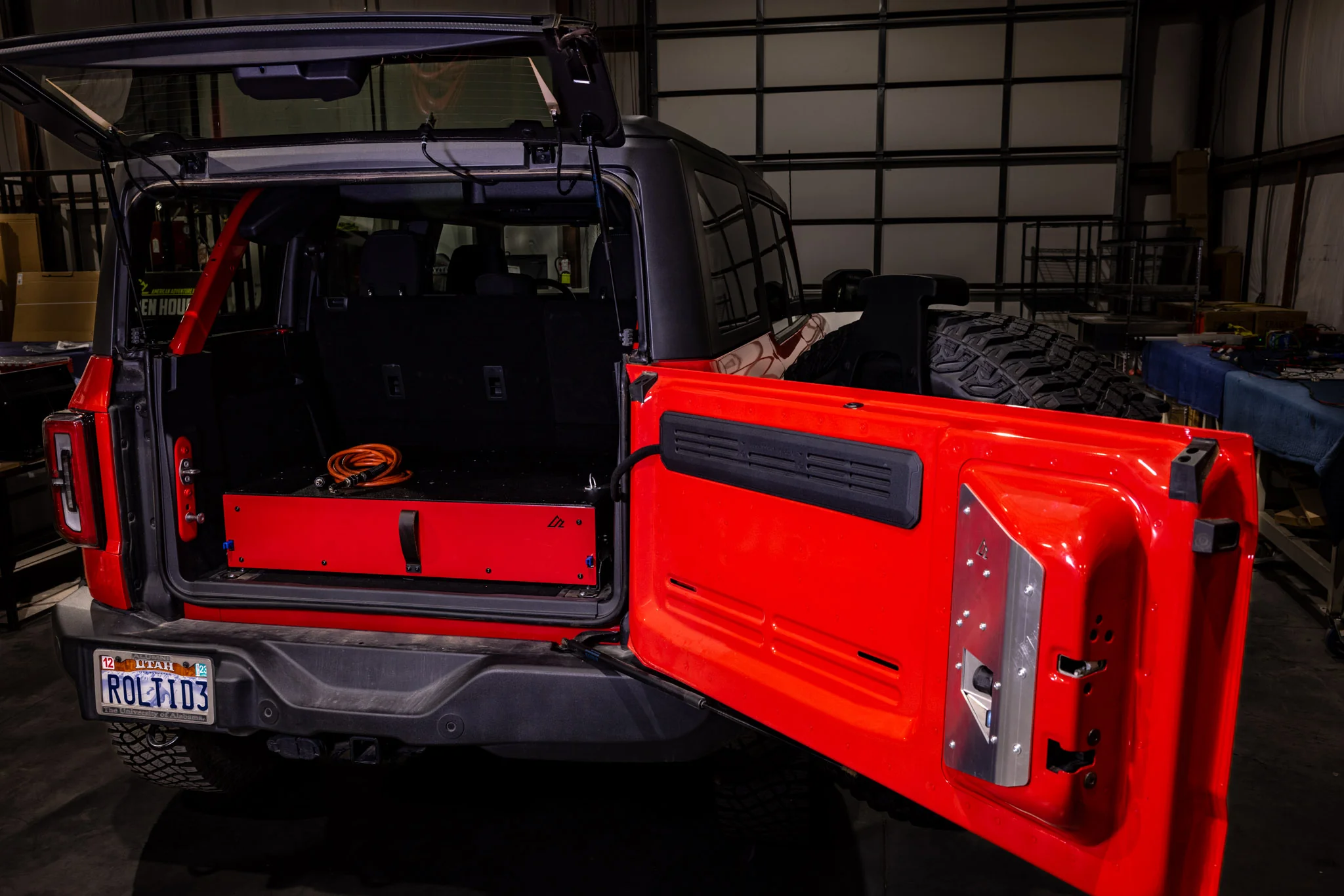 AAL Ford Bronco Tailgate Compressor Mount - Image 3