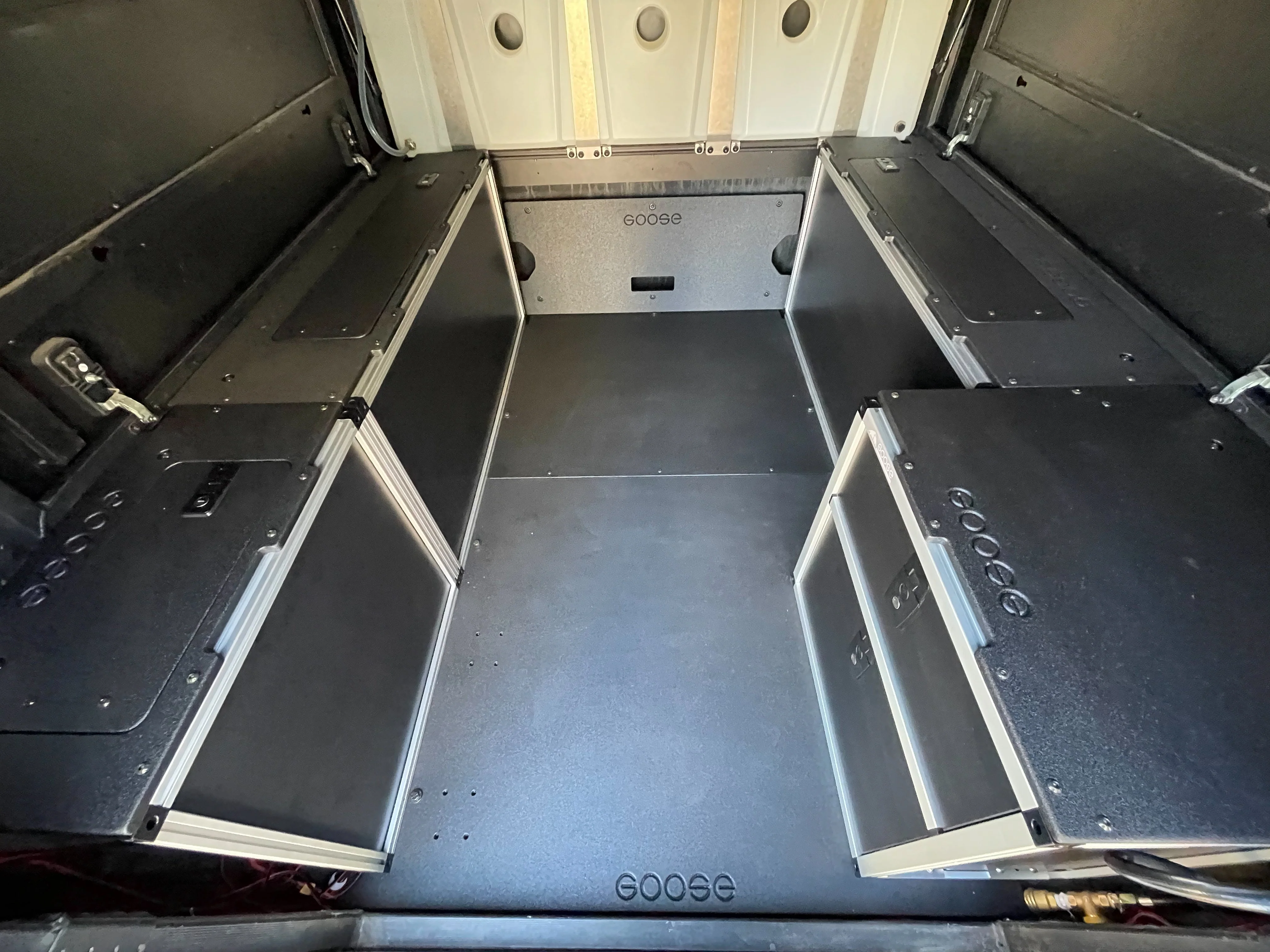 Alu-Cab Canopy Camper V2 - Toyota Tacoma 2005-2023 - Front Utility Module - 6' Bed - Image 4