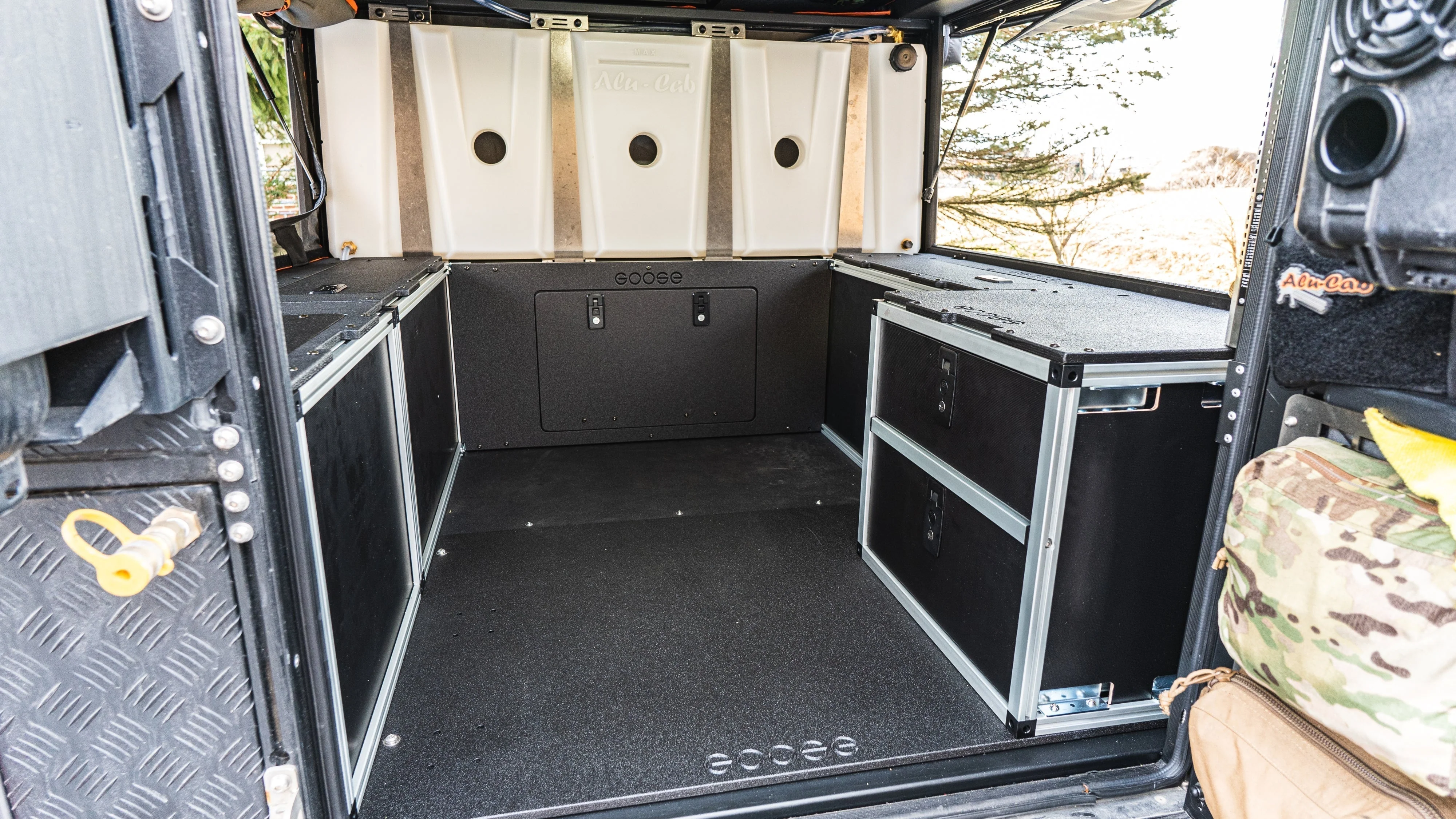 Alu-Cab Canopy Camper V2 - Toyota Tacoma 2005-2023 - Rear Double Drawer Module - 6' Bed - Image 2