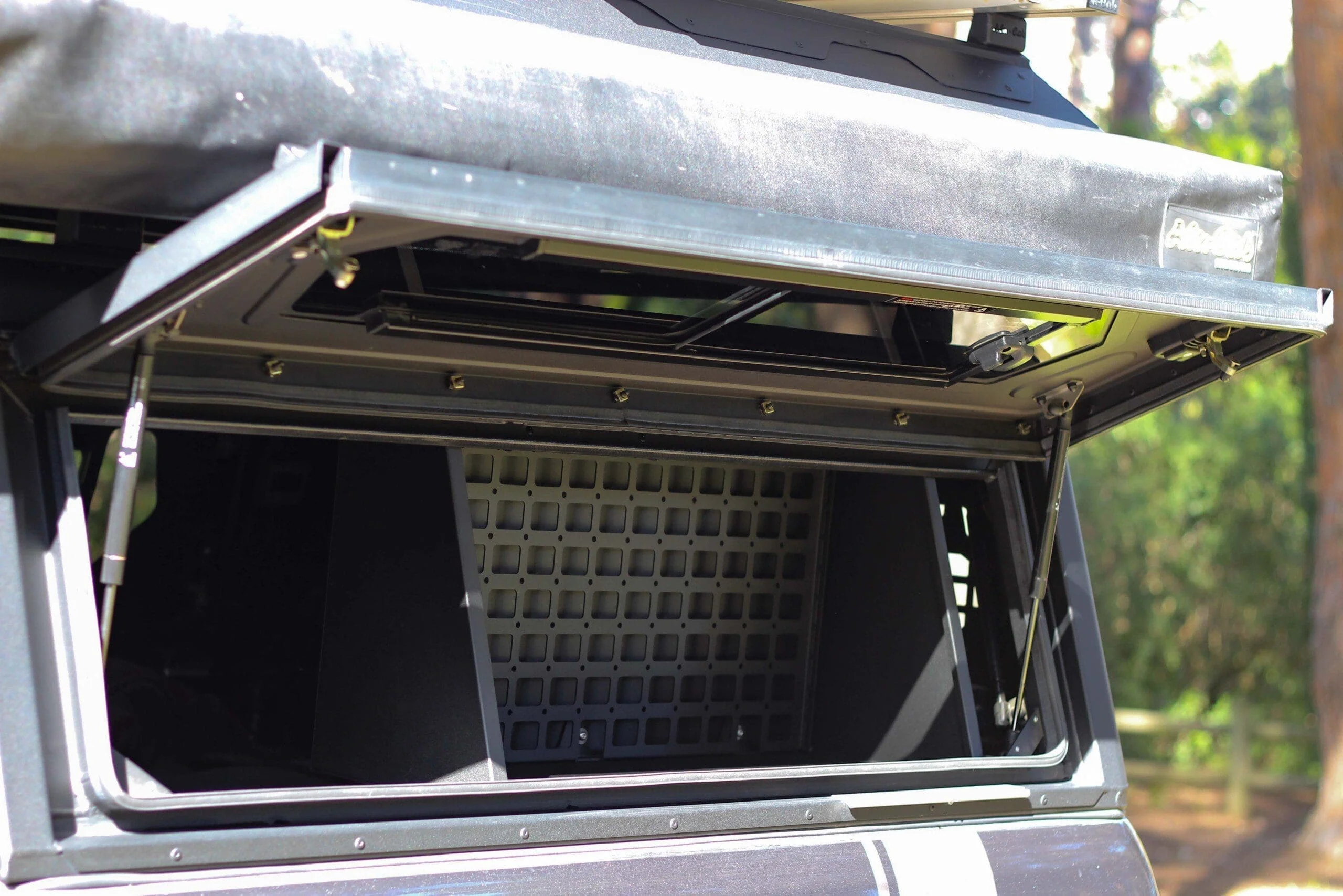 Alu-Cab Canopy Cupboards - 750mm - Image 3