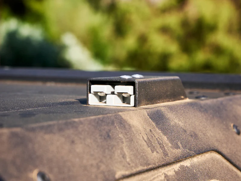 Alu-Cab ModCAP Camper - Image 10