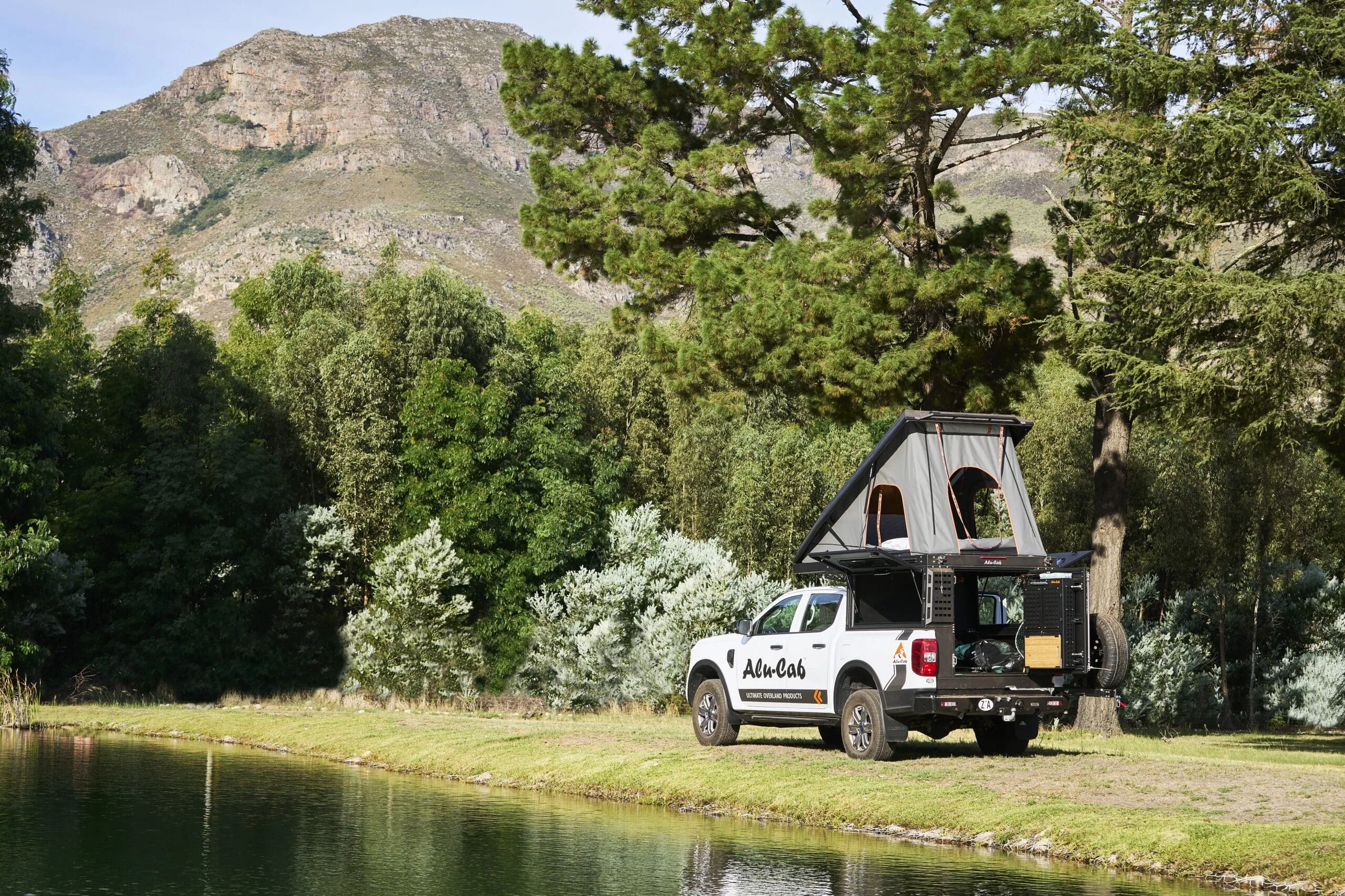 Alu-Cab ModCAP Camper - Image 12