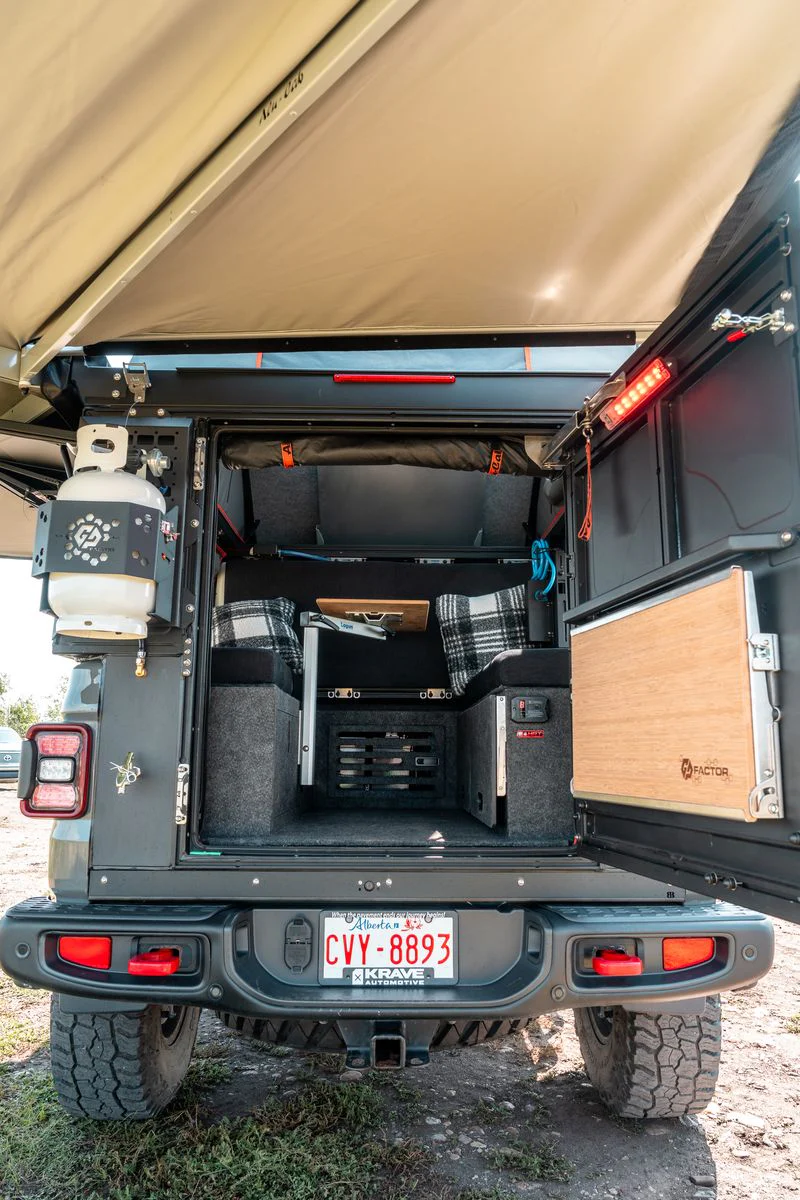Alu-Cab ModCAP Camper - Image 5