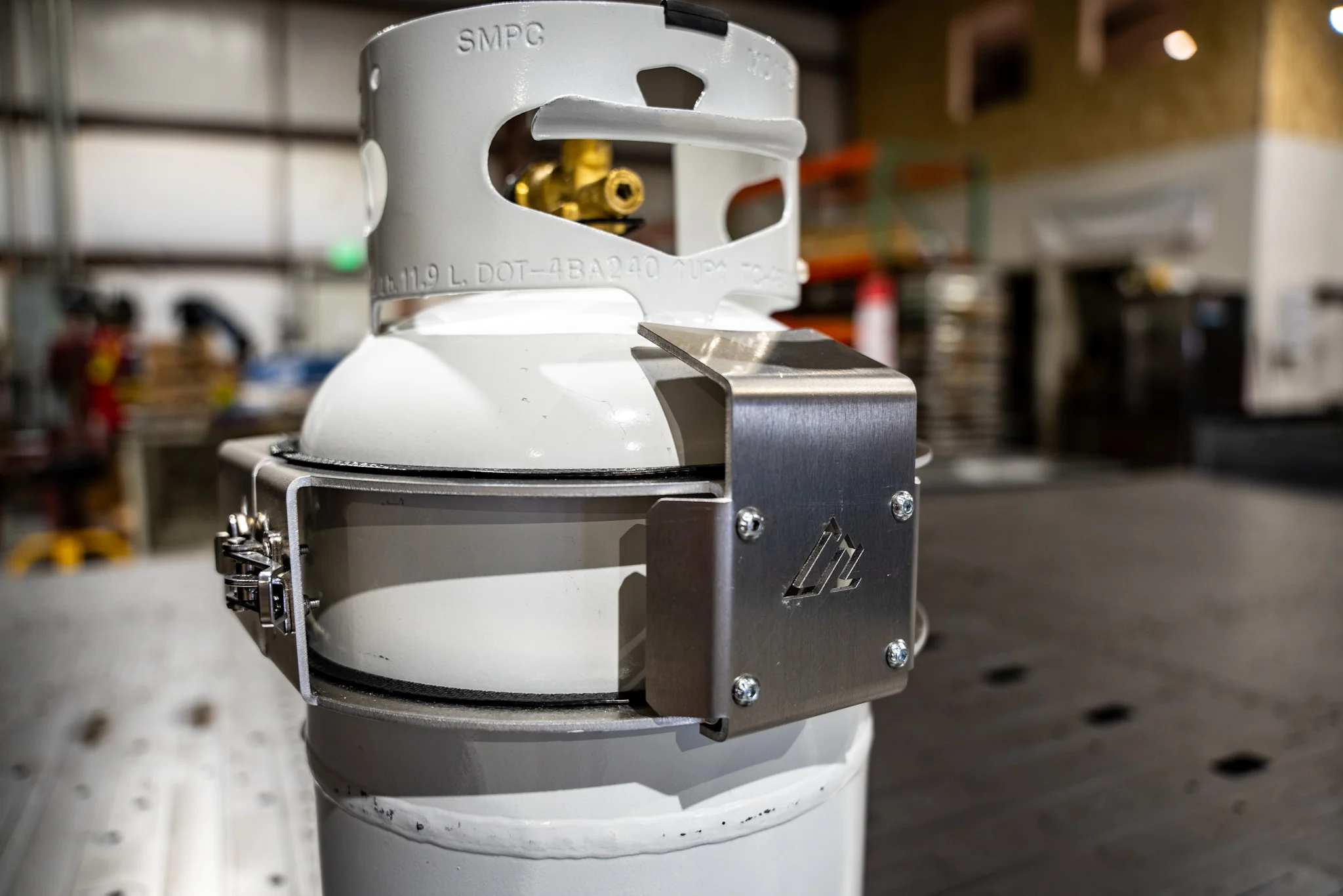 American Adventure Lab Lightweight 10lb Propane Tank Mount - Image 3