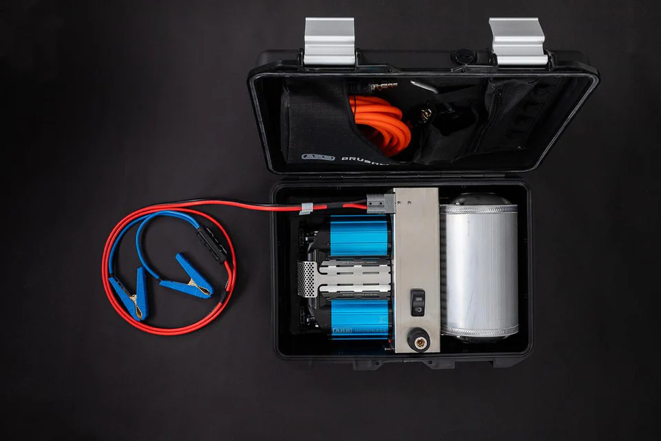 ARB Brushless Twin Motor Portable 12v Air Compressor CKBLTP12 - Image 4