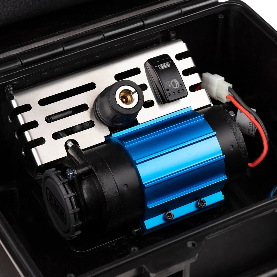 ARB Single Motor Portable 12V Air Compressor CKMP12V2 - Image 4
