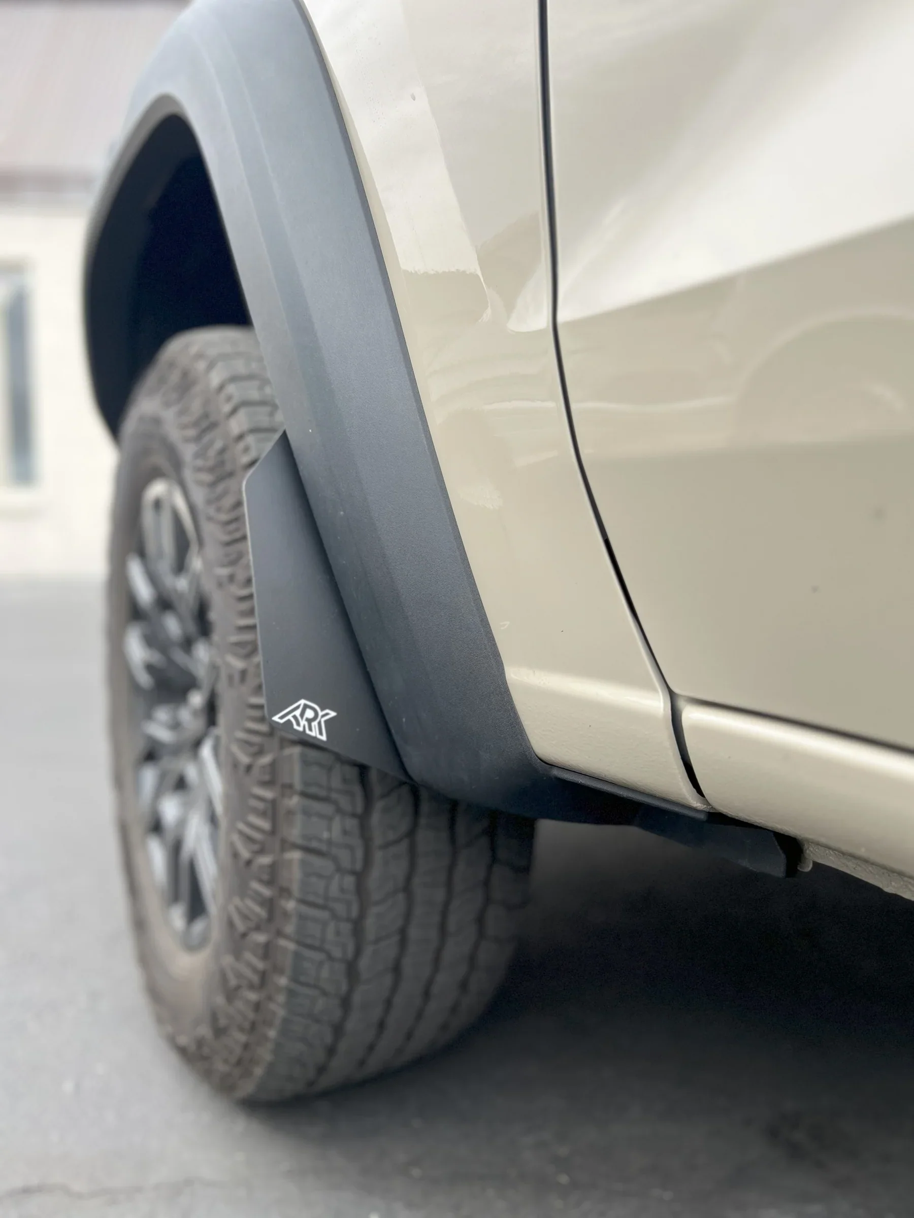 Ark 2023+ Chevrolet Colorado ZR2/Trailboss TriXPoly Micro Flares - Image 2
