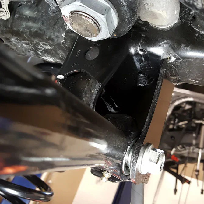 Artec Industries JL-JT Front Frame Trackbar Bracket For 1 Ton Swap - Image 3