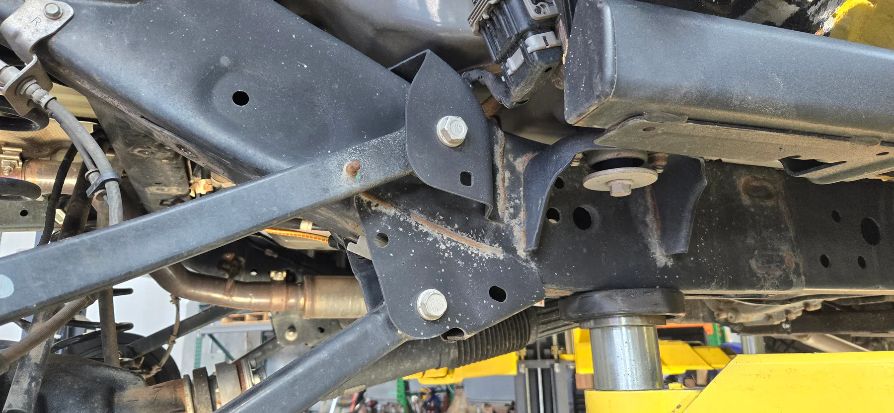 Artec Industries JL Replacement HD Rear LCA Frame Bracket - Image 4