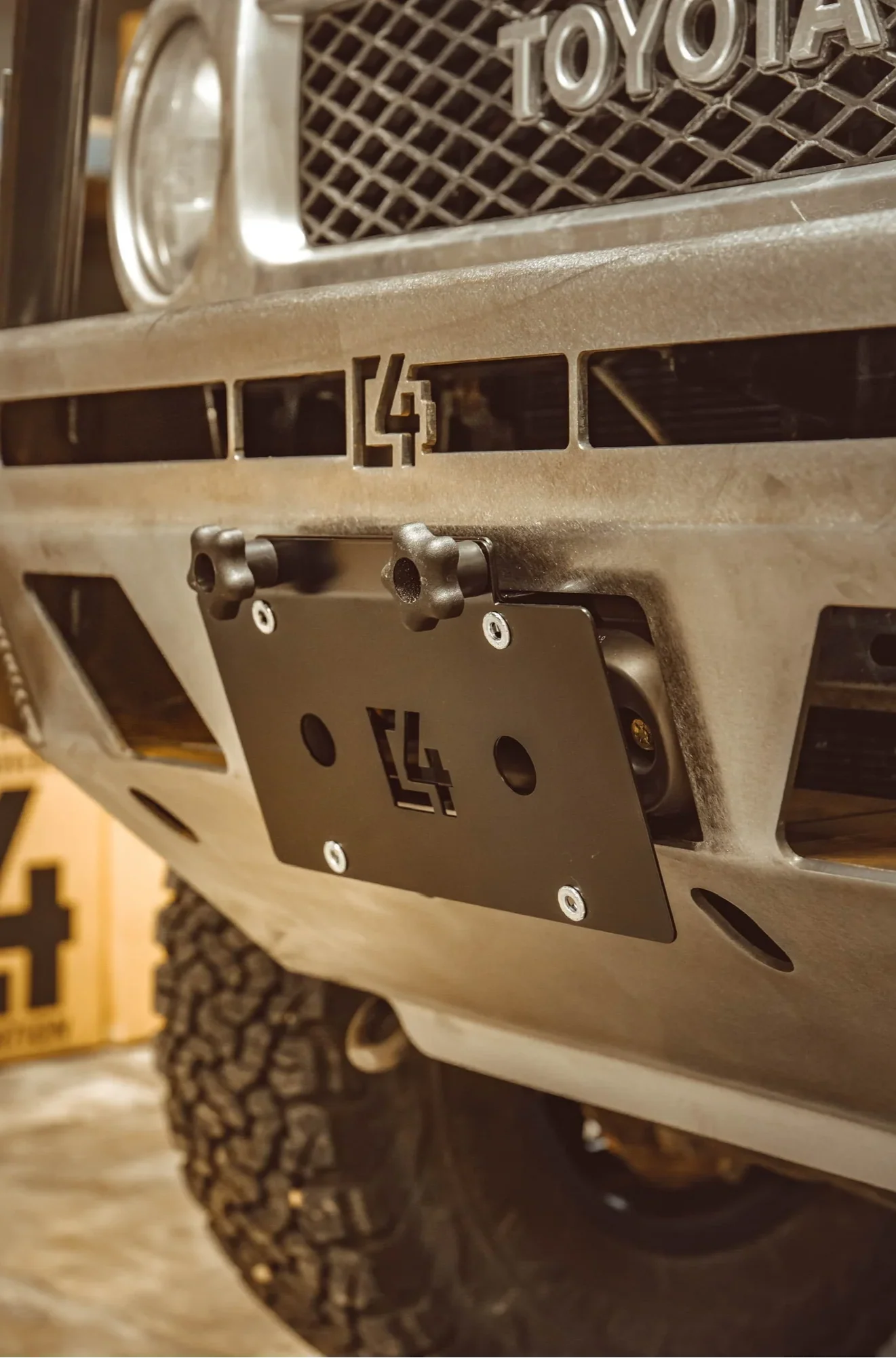 C4 Fabrication Hawse License Plate Mount - Image 3