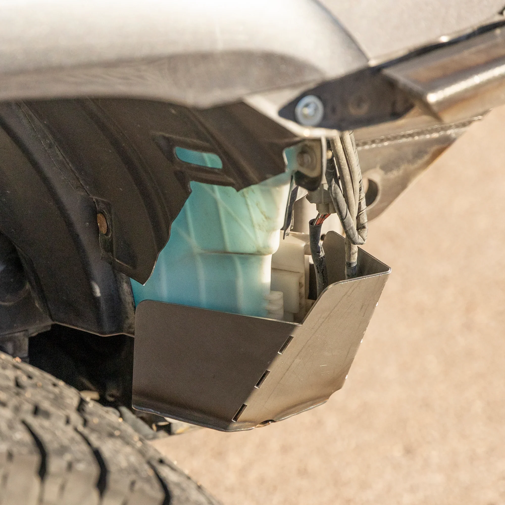 C4 Fabrication 4Runner T4R5 Windshield Washer Tank Skid - Image 4