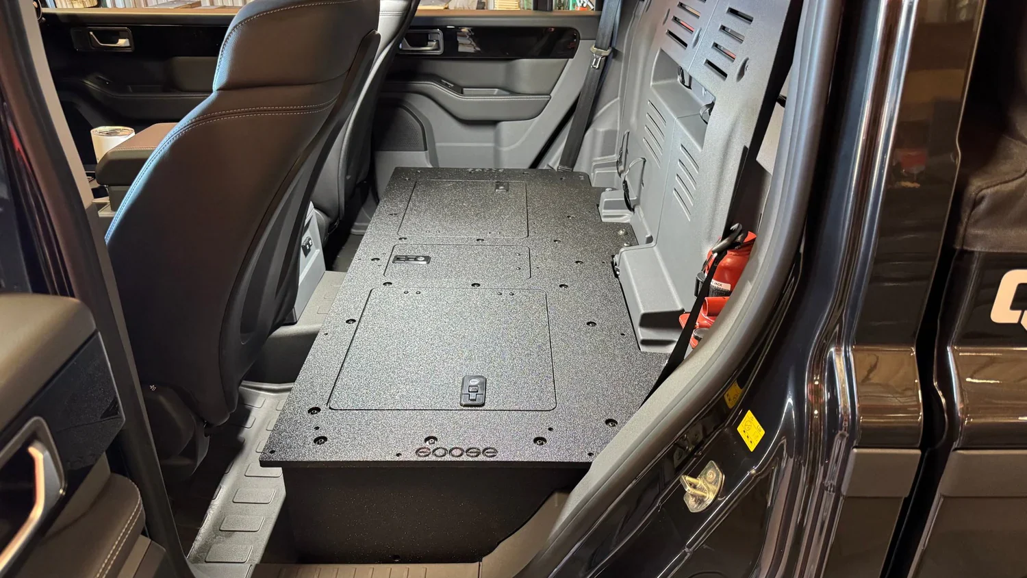 Goose Gear Ineos Grenadier Quartermaster 2025-2026 Second Row Seat Delete Plate System - Image 4