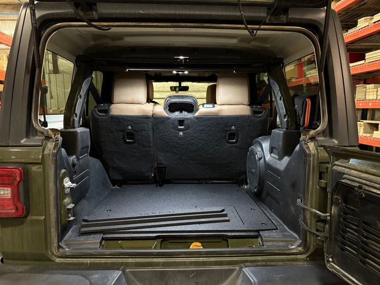 Goose Gear Jeep Wrangler JLU 4 Door 2018-2026 Rear Plate System - Image 10