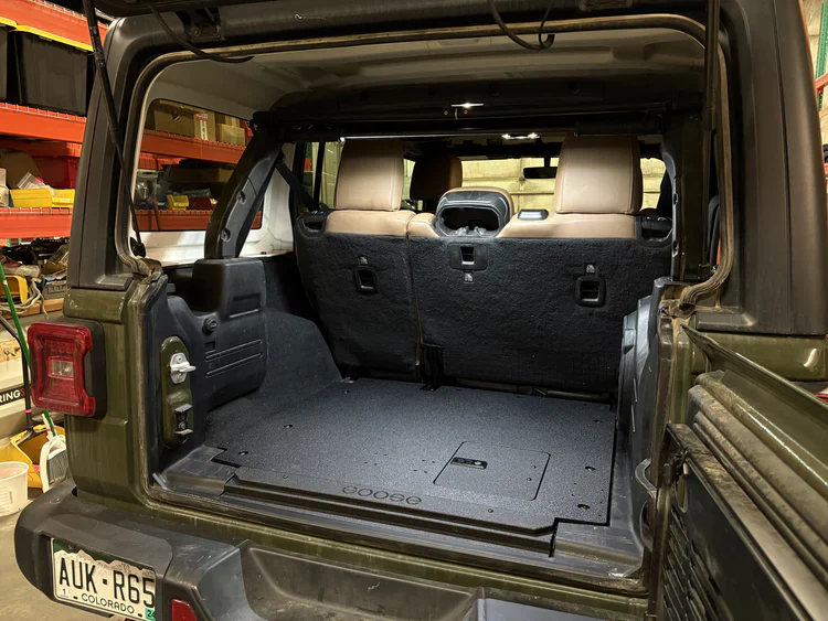 Goose Gear Jeep Wrangler JLU 4 Door 2018-2026 Rear Plate System - Image 8
