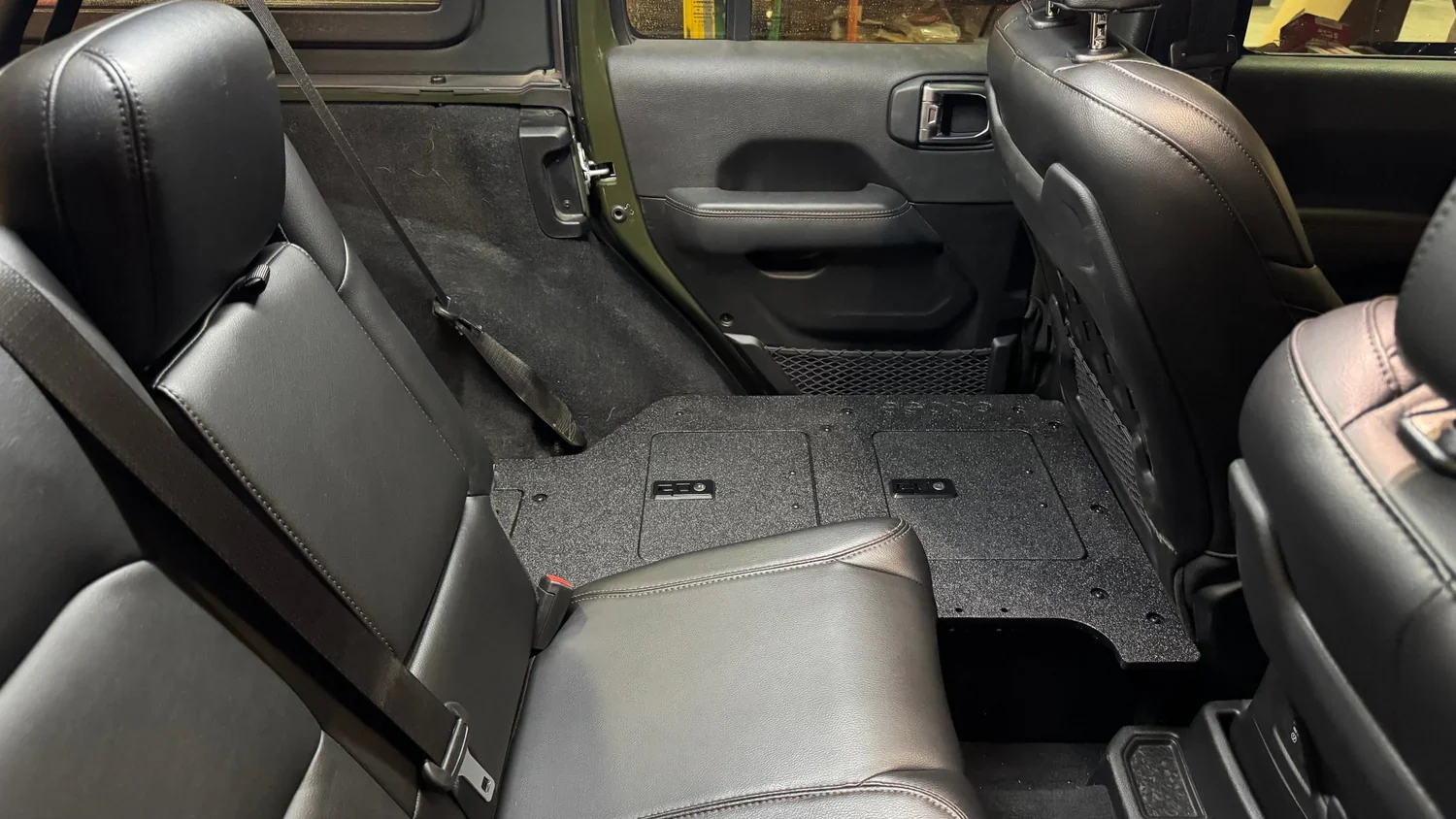 Goose Gear Jeep Wrangler JLU 4 Door 2018-2026 Second Row Seat Delete Plate System V2 - Image 10