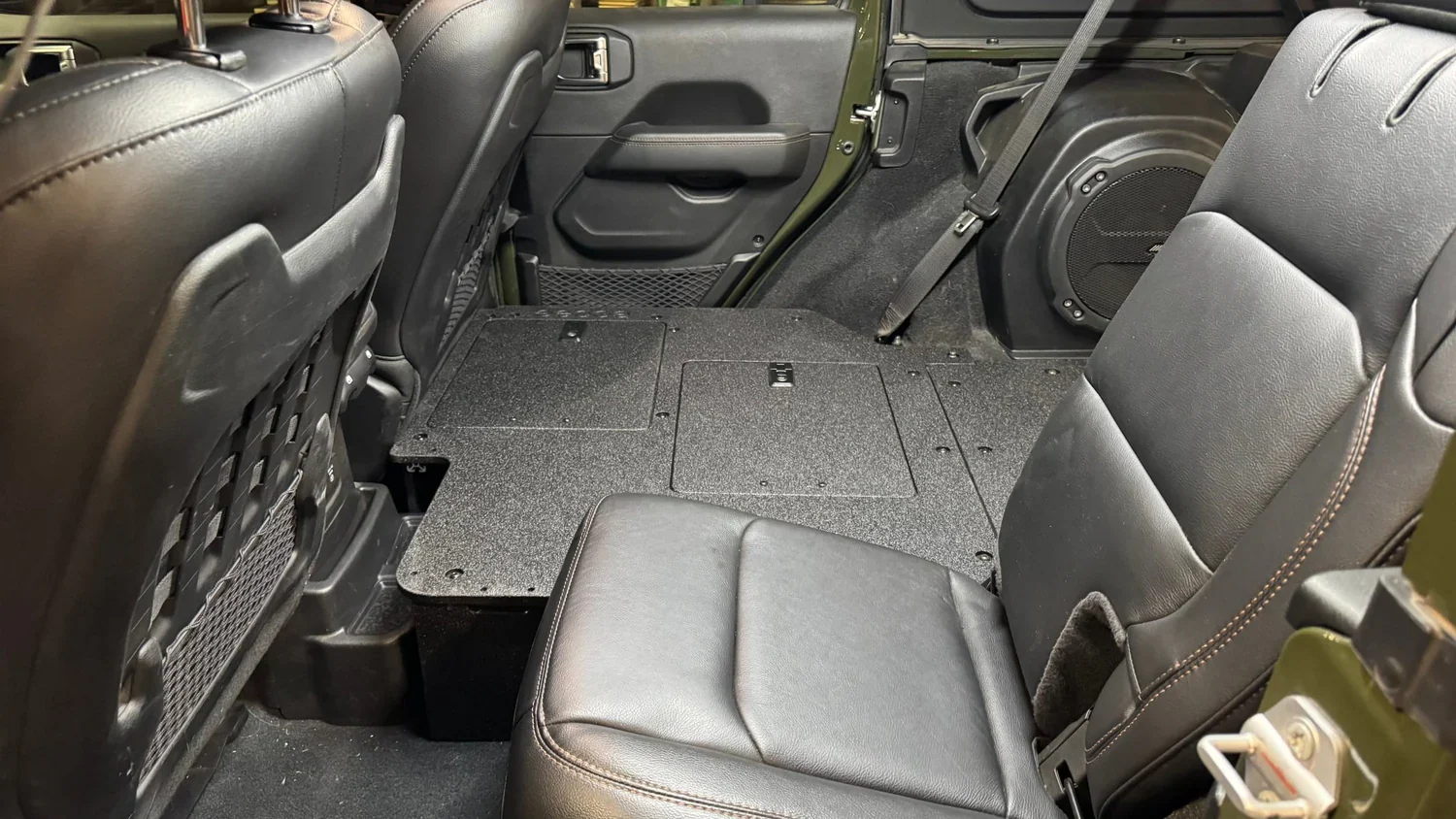 Goose Gear Jeep Wrangler JLU 4 Door 2018-2026 Second Row Seat Delete Plate System V2 - Image 4