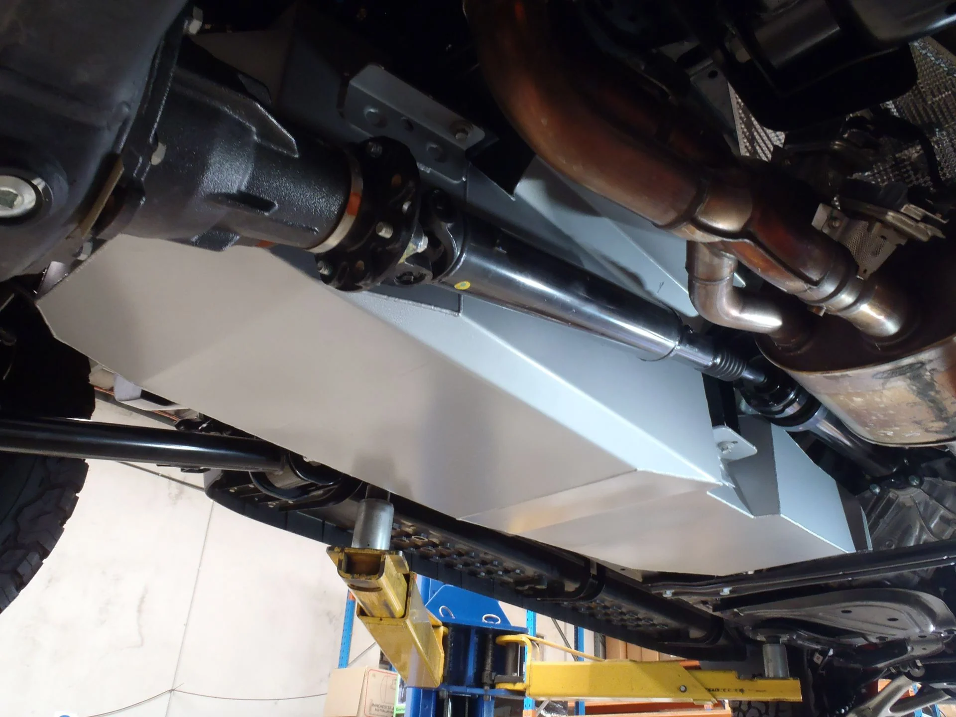 Long Range America Ford Ranger Raptor (2023-2025) - 35 Gallon Replacement - Image 4