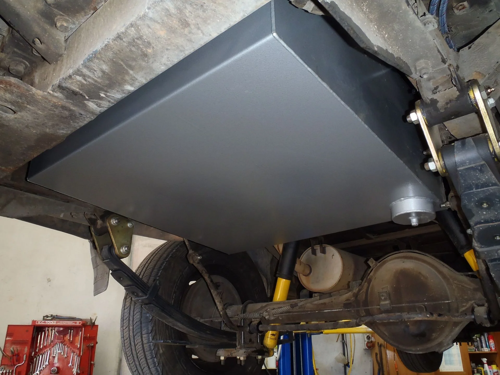 Long Range America Toyota Land Cruiser 60 Series (1980-1987) - 40 Gallon Replacement - Image 2