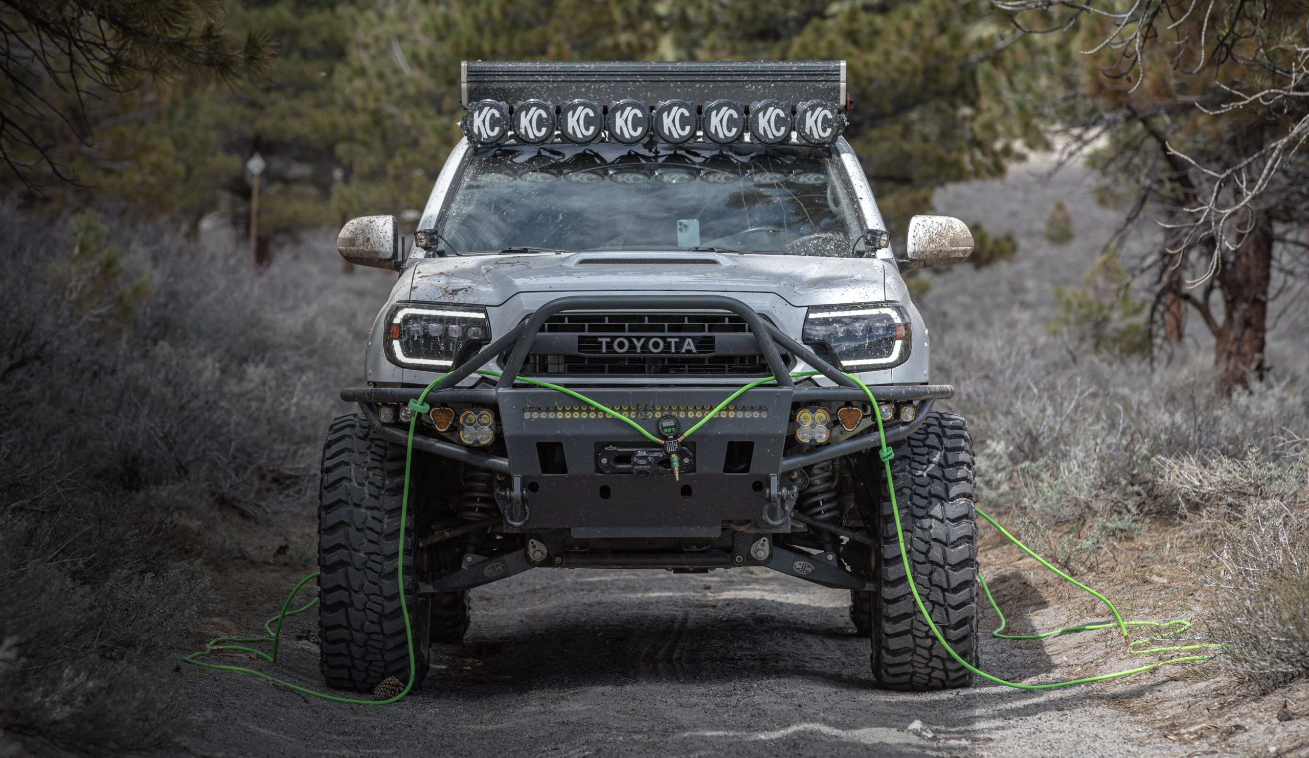 MORRFlate Quad (4 Tire, Up to 125″ Wheelbase) with built-in Gauge - Image 7