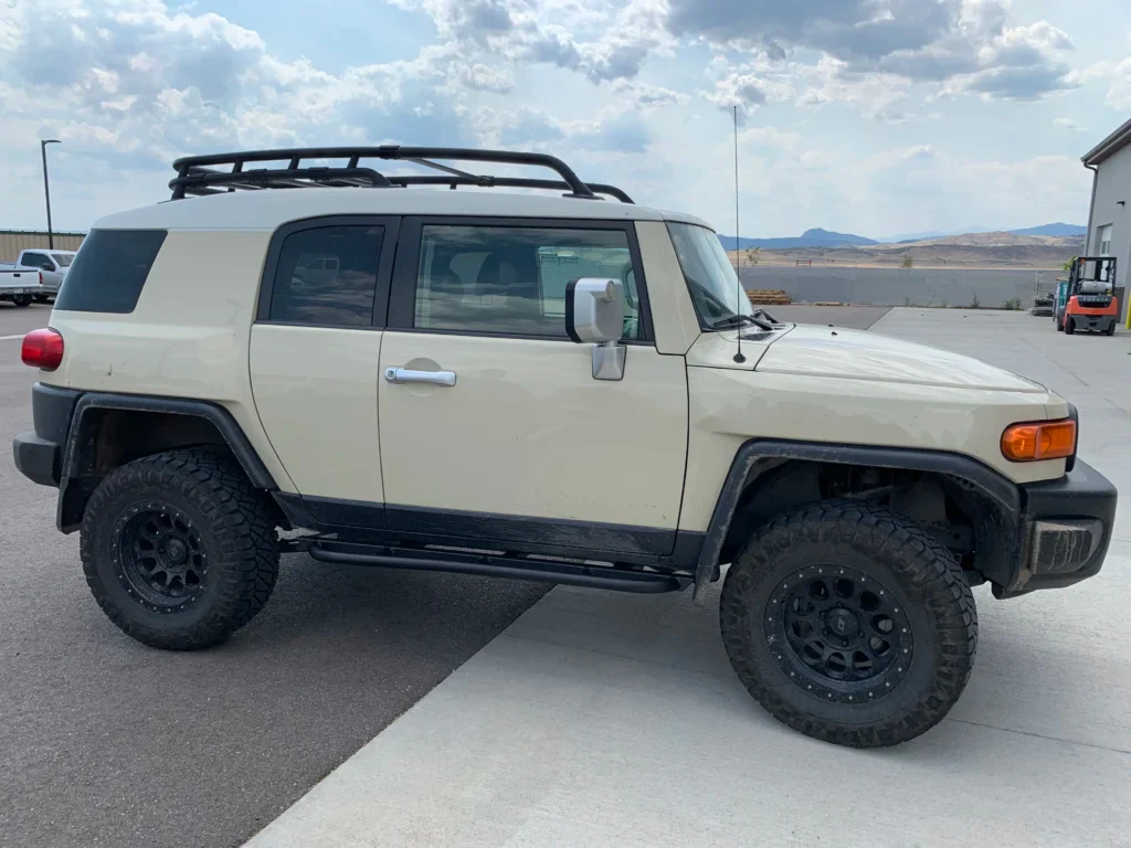 RCI Rock Sliders | 2007-2014 Toyota FJ Cruiser - Image 2