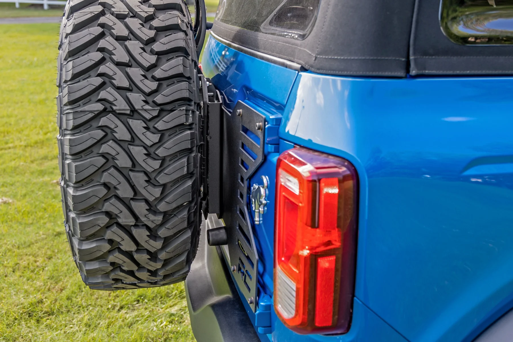 Rough Country Spare Tire Relocation 2021-2025 Ford Bronco - Image 3
