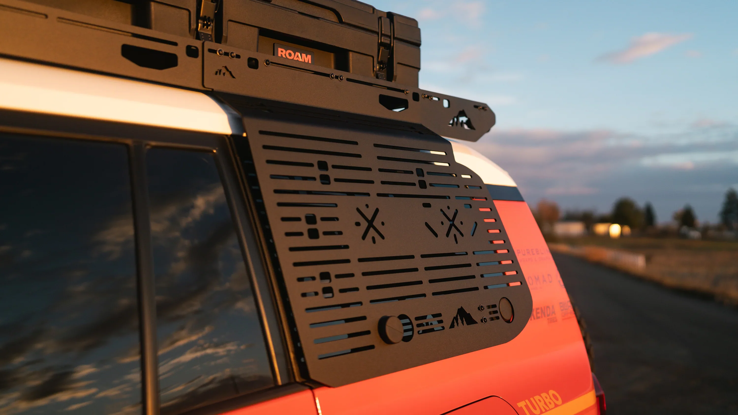 Sherpa LC250/GX550 Window Panel - Image 3