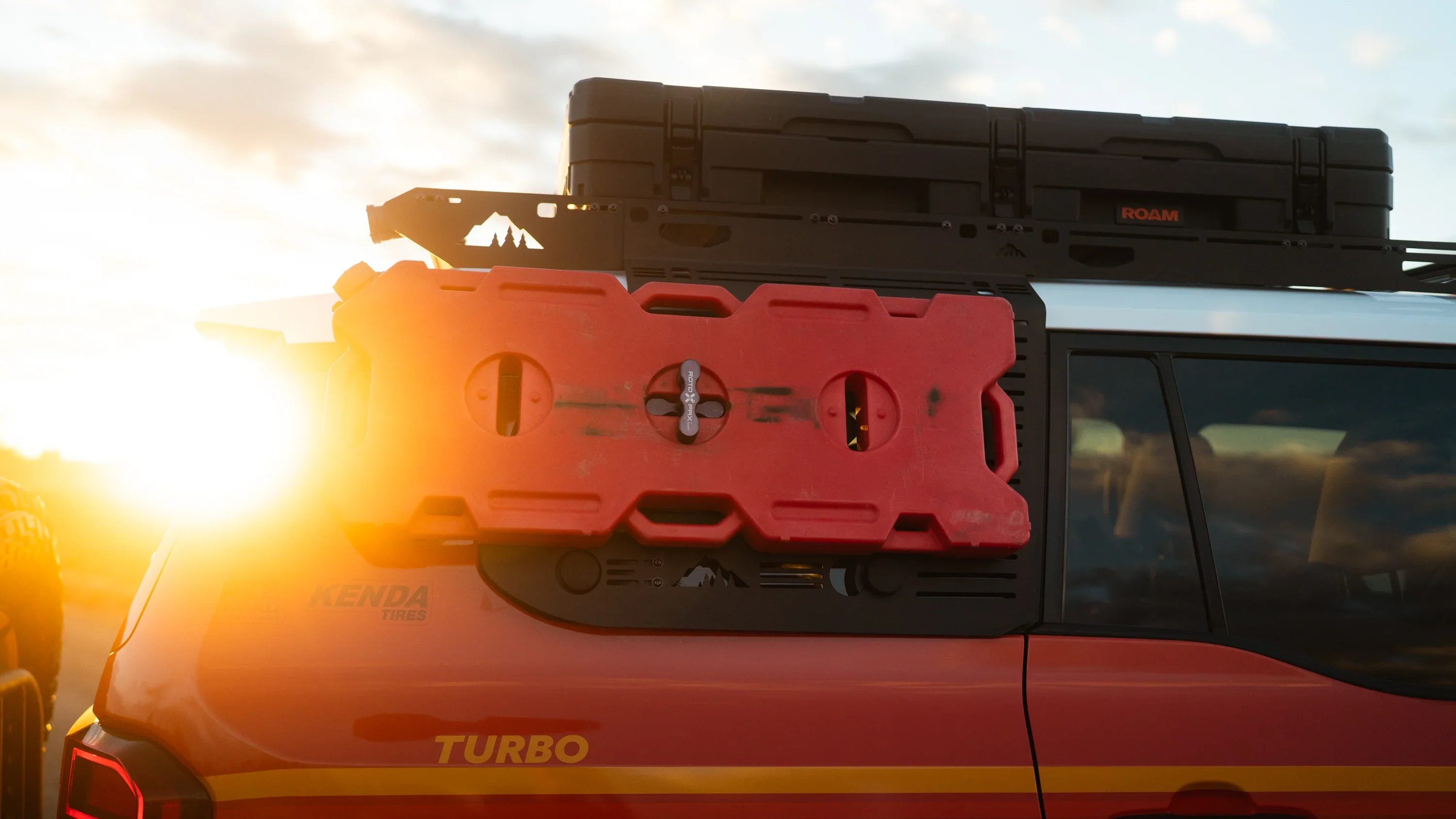 Sherpa LC250/GX550 Window Panel - Image 7