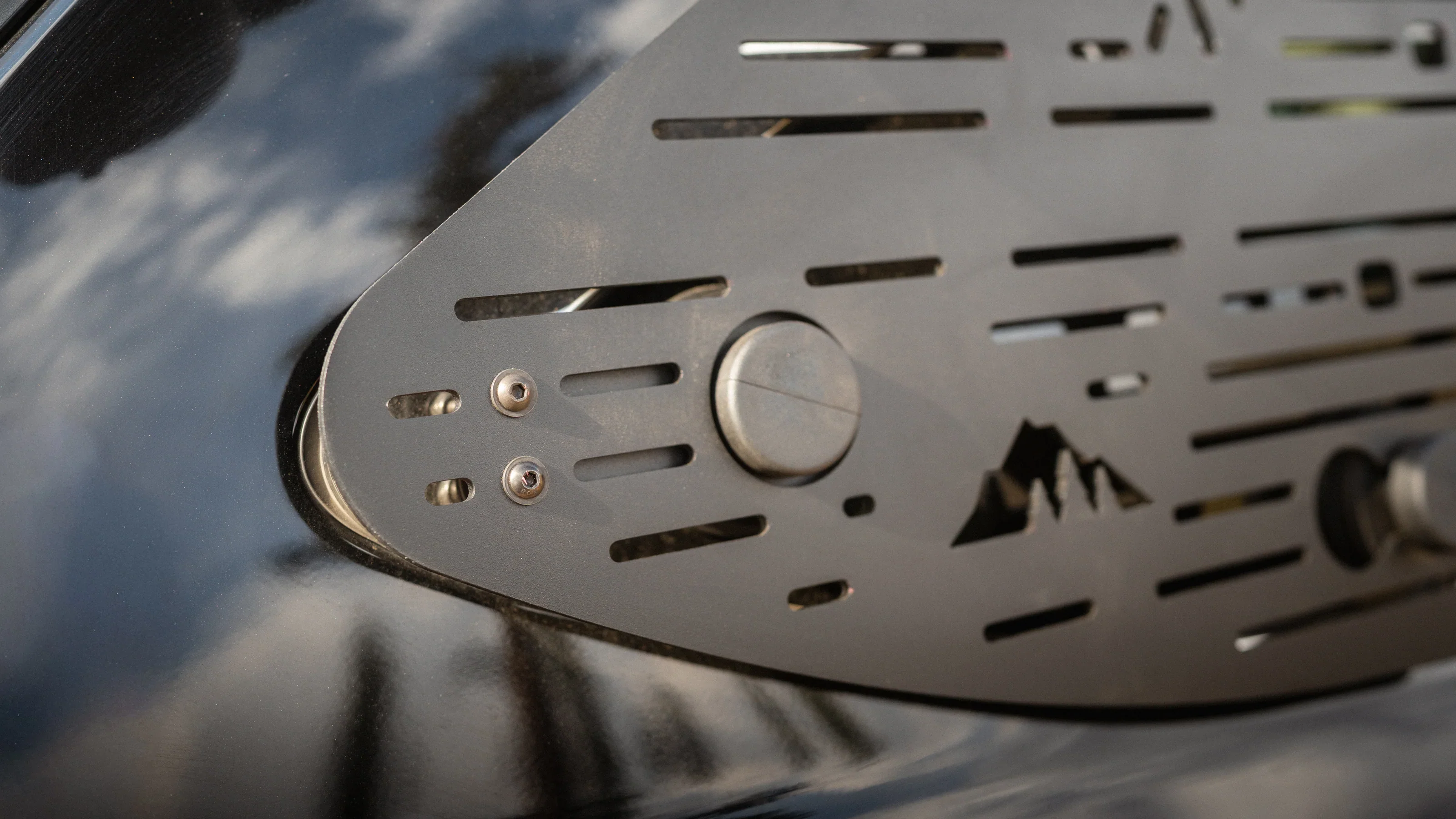 Sherpa Subaru Outback Window Panel - Image 2