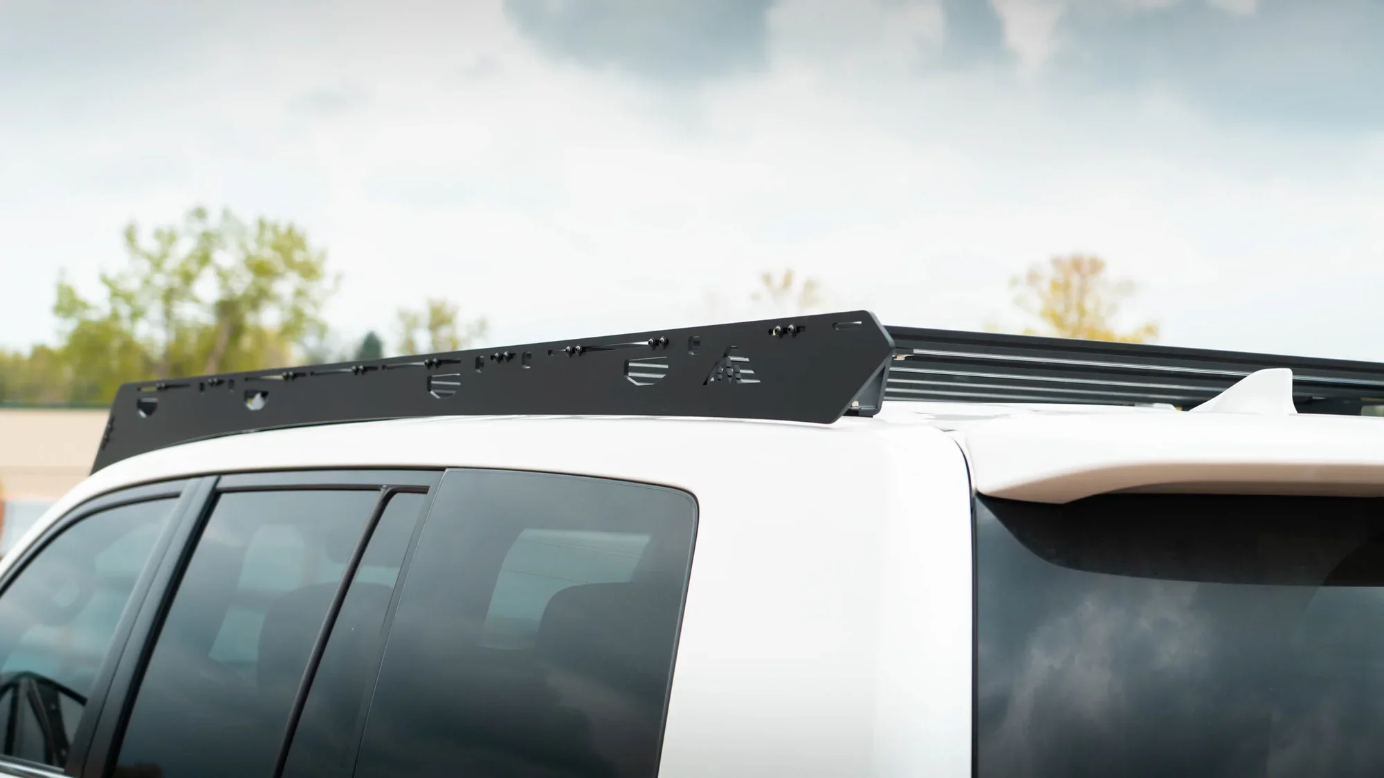 Sherpa The Blanca 2008-2021 Toyota LC200/Lexus LX570 Roof Rack - Image 7