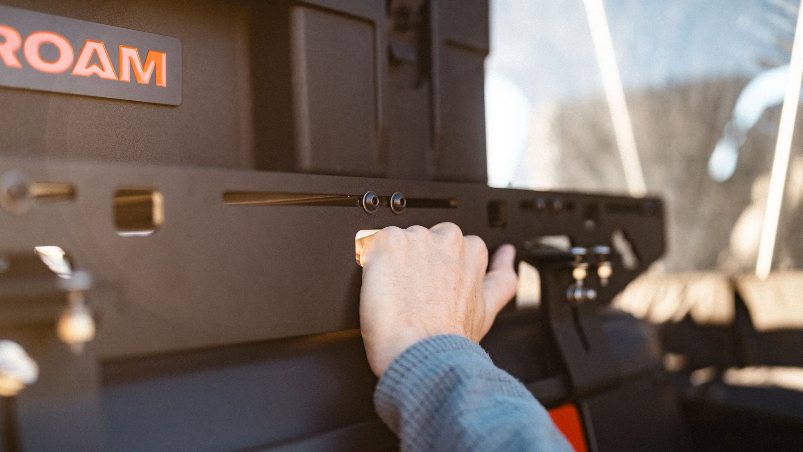 Sherpa The Sunlight 2020-2025 Jeep Gladiator JT Roof Rack - Image 10