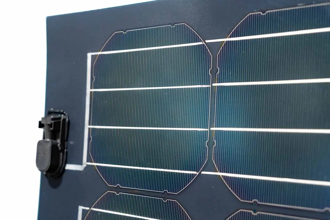 Sunflare Xplor Flex 60 180W Flexible Solar Panel - Image 3